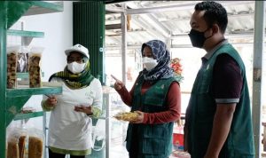 PLN UIP JBT Bantu UMKM Daerah Naik Kelas Melalui Pengurusan Sertifikat Halal PLN UIP JBT Bantu UMKM Daerah Naik Kelas Melalui Pengurusan Sertifikat Halal