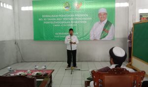 Situasi kegiatan sosialisasi di Ponpes Miftahul Huda yang disambut oleh Wagub Jabar Uu Ruzhanul Ulum, Kamis (21/10). (Intan Aida/Jabar Ekspres)