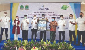 MESRA: Perjanjian kerjasama Program Kredit bjb Mesra yang merupakan kolaborasi bank bjb dengan Pemerintah Provinsi Jawa Barat yang menyasar kelompok masyarakat hingga ke daerah. Kredit Mesra bjb membantu kehidupan masyarakat terhindar dari rentenir.