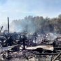 Sebanyak 38 rumah semi permanen di RT 3 Kelurahan Sebengkok, Tarakan, Kalimantan Utara hangus terbakar pada Selasa siang (26/10). ANTARA/Susylo Asmalyah.