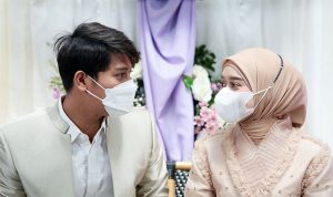 Rizky Billar dan Lesti Kejora di Jakarta, Rabu (23/6). Foto: Ricardo/JPNN.com Artikel ini telah tayang di JPNN.com dengan judul "Benarkah Pernikahan Siri Lesti Kejora & Rizky Billar Baru Digelar? Begini Analisis Roy Suryo", https://www.jpnn.com/news/benarkah-pernikahan-siri-lesti-kejora-rizky-billar-baru-digelar-begini-analisis-roy-suryo