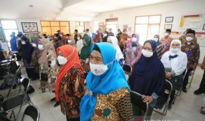 Delapan Kecamatan di Kota Bandung Miliki Sekolah Lansia, Di mana Saja? Sekolah lansia di Kota Bandung. (ANTARA/HO-Humas Pemkot Bandung)