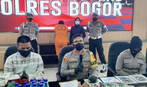 Kapolres Bogor AKBP Harun saat konferensi pers pengungkapan kasus kriminal, di Mapolres, Cibinong, Kabupaten Bogor, Jawa Barat, Rabu (6/10/2021). ANTARA/Daffa Rifqi Fawwazi