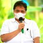 Menteri Koordinator Bidang Perekonomian Airlangga Hartarto berdiskusi dengan para alumni program kartu Prakerja