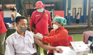 BIN Sasar 3.500 Vaksin untuk Pelajar dan Santri di Kabupaten Bogor