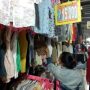 Pejual pakaian jadi di Kota Bandung (foto: Istimewa)