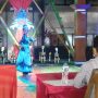 Salah satu peserta lomba Pasanggiri tari Jaipongan di Gedung Sabusu, Jatinangor (Foto: Yanuar/Jabarekspres)