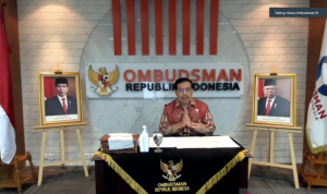 Tangkapan layar ketika Ketua Ombudsman Republik Indonesia Mokhammad Najih menyampaikan pengantar diskusi dalam diskusi publik bertajuk “Refleksi 13 Tahun UU No. 37 Th 2008 tentang Ombudsman RI dalam Meningkatkan Kualitas Pelayanan Publik” yang disiarkan secara langsung di kanal YouTube Ombudsman RI, Kamis (21/10/2021). ANTARA/Putu Indah Savitri