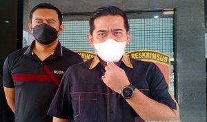 Polda Jabar Tetapkan satu Orang Tersangka Kasus Pinjol Ilegal Wakil Direktur Reserse Kriminal Khusus AKBP Roland Ronaldy, (ANTARA/Bagus Ahmad Rizaldi)