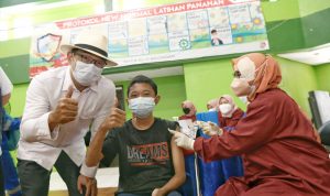 Ridwan Kamil Genjot Vaksinisasi di Pelosok Melalui Puskesmas Keliling