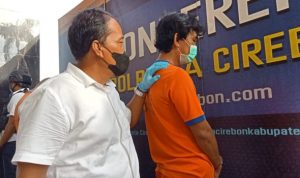 Tukang Bakso Jadi Jambret di Waled, Curi Tas Ibu-ibu, Diteriaki, Jatuh, Begini Nasibnya Tukang Bakso Jadi Jambret di Waled, Curi Tas Ibu-ibu, Diteriaki, Jatuh, Begini Nasibnya
