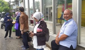Beberapa Trayek DAMRI Dihentikan, Penumpang Alami Penumpukan di Halte Cibiru