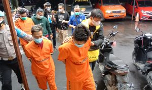 Tiga pelaku pencurian dan kekerasan di wilayah Kelurahan Melong, Kecamatan Cimahi Selatan. (Istimewa)