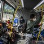 transjakarta layani penumpang kapasitas normal 100 persen