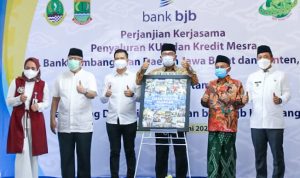 Kredit Mesra bjb Bantu Warga Karawang Terhindar dari Jeratan Rentenir