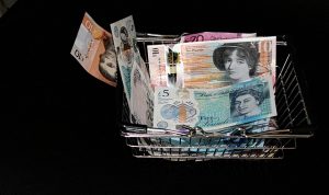 Korban Pinjol Mayoritas Perempuan, Ini Penyebabnya Korban Pinjol Mayoritas Perempuan, Ini Penyebabnya