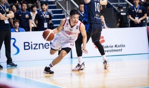 Waduh! Indonesia Terancam Gagal Jadi Tuan Rumah Turnamen Internasional Guard tim nasional Indonesia Abraham Damar Grahita saat berlaga melawan Korea Selatan pada kualifikasi FIBA Asia Cup 2021. (FIBA Asia )