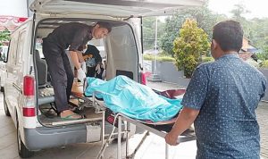 Ugal-ugalan di Jalan, Seorang Pelajar Tewas Tabrak Truk