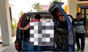 Cemburu Mantan Istri Nikah Lagi, Mantan Suami Bacok Mantan Anak Tiri Cemburu Mantan Istri Nikah Lagi, Mantan Suami Bacok Mantan Anak Tiri