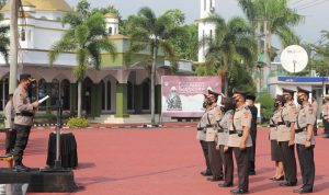 Kapolresta Bandung Pimpin Sertijab Lima Pejabat dan Berikan Penghargaan Pada Tiga Polsek Atas Pencapaian Vaksinasi