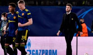Menang Lawan Chelsea Bakal Jadi Dorongan Besar untuk MU Manajer interim Manchester United Michael (kanan) saat pertandingan Grup F Liga Champions antara Manchester United kontra Villarreal di Estadio de la Ceramica, Villarreal, Spanyol, 23 November 23 (REUTERS/PABLO MORANO)