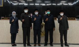 Gubernur Jawa Barat (Jabar) M Ridwan Kamil membawa sejumlah kerja sama hasil dari perjalanan dinas luar negeri ke Belanda, Glasgow dan Dubai pada awal November 2021, salah satunya investor asal Belanda tertarik berinvestasi dalam proyek rumah sakit dengan konsep "Public Private Partnership". (ANTARA/HO-Humas Pemprov Jabar)