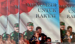 Marsekal TNI (Purn) Hadi Tjahjanto membagikan kisah hidup dan pengabdiannya selama menjadi Panglima TNI dalam sebuah buku biografi berjudul “Mengabdi untuk Rakyat”. ANTARA/HO-Dokumentasi Hadi Tjahjanto