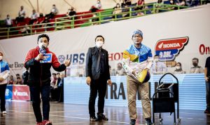Gubernur Jabar Ridwan Kamil meneterima tantangan untuk melakukan Three Point Challange