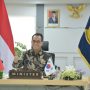 Menteri Perhubungan Budi Karya Sumadi di sela pertemuan dengan Minister for Land, Infrastructure and Transport (MOLIT) Korea Mr. Noh Hyeong Ouk secara daring, pada Senin (15/11). Pertemuan tersebut membahas kerjasama bidang transportasi pada pertemuan bilateral dalam kerangka acara Global Infrastructure Corporate Conference 2021. (Kementerian Perhubungan)