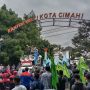Suasana aksi buruh tuntutan kenaikan umk 2022 di depan Kantor Wali Kota Cimahi pada beberapa waktu lalu.