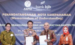 Bank bjb Jalin Kerja sama dengan PT ASPM untuk Kembangkan Ternak Ayam Kerja sama ditandai dengan penandatanganan nota kesepahaman (MoU) antara Divisi Kredit Ritel bank bjb dengan PT ASPM.