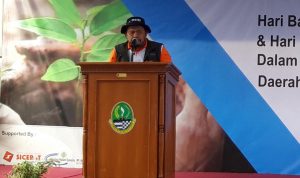 Dishut Jabar Targetkan 200.000 Lahan Kritis Hijau Kembali di Tahun 2025 Epi Kustiawan, Kepala Dinas Hutan Provinsi Jawa Barat. Foto: Prajab.