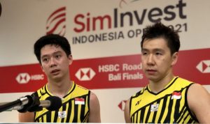 Marcus/Gideon Protes kepada BWF Setelah Menang di Indonesia Open Kevin Sanjaya Sukamuljo/Marcus Fernaldi Gideon mengalahkan Keiichiro Matsui/Yoshinori Takeuchi di babak pertama Indonesia Open 2021 di Nusa Dua, Bali, Selasa (23/11/2021). ANTARA/Roy Rosa Bachtiar