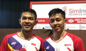 Pada babak pertama ganda putra Indonesia Open 2021, Fajar Alfian/Muhammad Rian Ardianto mengalahkan Leo Rolly Carnando/Daniel Marthin 21-17, 22-20 di Nusa Dua, Bali, Rabu. ANTARA/Roy Rosa Bachtiar