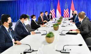Menko Airlangga bersama jajaran menteri mendampingi Presiden Jokowi ketika bertemu dengan presiden AS Joe Biden