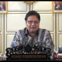 Menteri Bidang Perekonomian Airlangga Hartarto ketika menjadi pembicara dalam acara Webinar tentang perubahan iklim