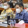 Menteri Kesehatan Budi Gunadi Sadikin mengatakan vaksin Covid-19 dosis ketiga atau booster tidak akan gratis bagi orang yang mampu. (HENDRA EKA/JAWA POS)