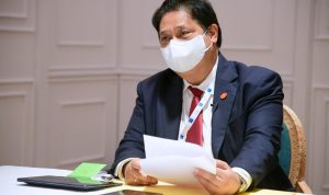 Hadiri KTT G20, Presiden RI Jalan Kerjasama dengan Berbagai Negara Menteri Koordinator Bidang Perekonomian Airlangga Hartarto ketika memberikan keterangan virtual mengenai perkembangan pertemuan KTT G20