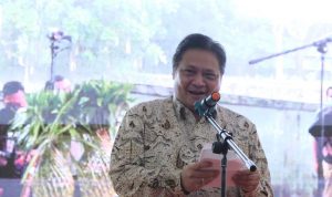 Menteri Koordinator Bidang Perekonomian Airlangga Hartarto ketika memberikan sambutan