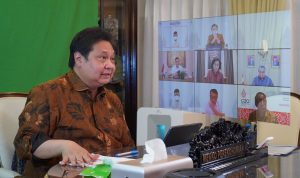 Menteri Koordinator Bidang Perekonomian Airlangga Hartarto ketika menjelaskan kebijakan satu peta untuk Informasi Geopasial