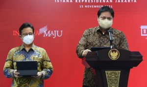 Airlangga Hartarto Mengajak Muhammadiyah Besinergi Membangun Bangsa Menteri Koordinator Bidang Perekonomian Airlangga Hartarto memberikan sambutan secara virtual ketika menghadiri Milad Muahammadiyah