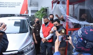 AK seorang oknum pejabat Kemenag Jabar ditetapkan sebagai tersangka atas dugaan korupsi pengadaan soal madrasah