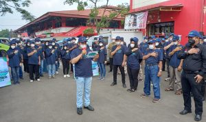 Suasana pelaksanaan deklarasi Sandiaga Uno jadi Capres di Pasar Antri Cimahi, Senin (1/11). (Intan Aida/Jabar Ekspres)