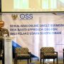 Pelaksana tugas (Plt) Wali Kota Cimahi Ngatiyana memberikan sambutan sekaligus bersosialisasi di acara peluncuran System Online Single Submission Risked Based Approach (OSS-RBA).