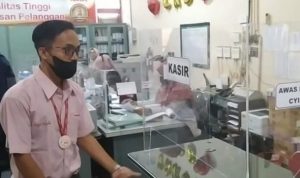 Disekap di Musala, Begini Pengakuan Karyawan Yakult Cirebon Saat Kantor Dirampok Disekap di Musala, Begini Pengakuan Karyawan Yakult Cirebon Saat Kantor Dirampok