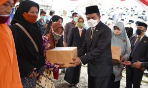 Bupati Bandung Ajak Masyarakat Teladani Perjuangan Pahlawan dengan Melawan Covid-19 Bupati Bandung Ajak Masyarakat Teladani Perjuangan Pahlawan dengan Melawan Covid-19