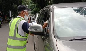Dinas Lingkungan Hidup Cimahi Layani Uji Emisi Gratis, Bonus Bingkisan Kecil Dinas Lingkungan Hidup Cimahi Layani Uji Emisi Gratis, Bonus Bingkisan Kecil