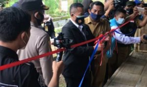 BNN KBB Resmikan "Kampung Tangguh Ancaman Narkoba" di Desa Cihampelas BNN KBB Resmikan "Kampung Tangguh Ancaman Narkoba" di Desa Cihampelas