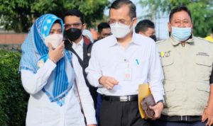 Kepala Bidang PPPG, DPAPMK Kota Depok, Betty Setyorini (kiri). Foto: Istimewa.