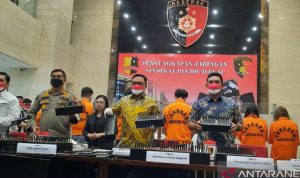 wna bos pinjol ilegal hukuman pasal berlapis